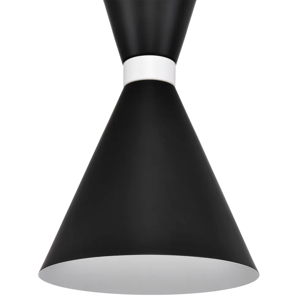Oakley Pendant - Black w White