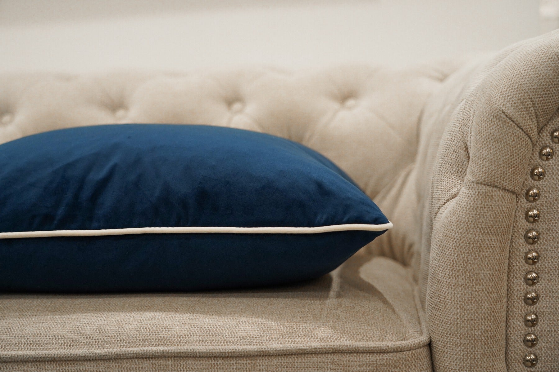 Camel Cushion Feather Insert