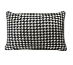 Black White Houndstooth Chenille Jacquard Cushion Feather Insert