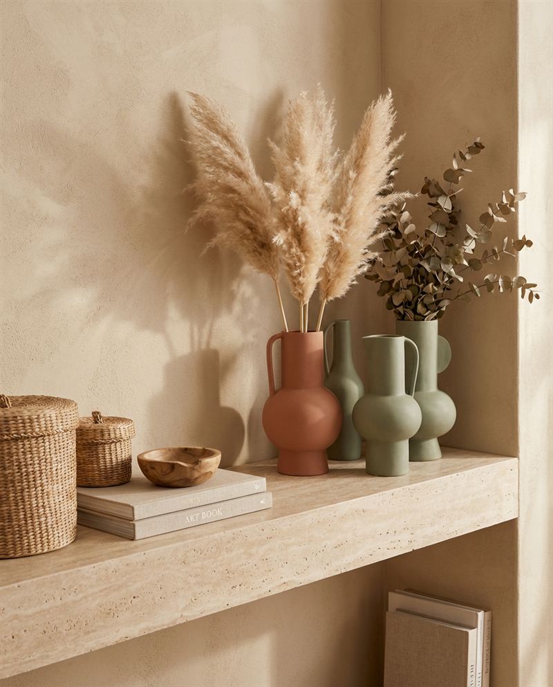 Vases & Botanicals